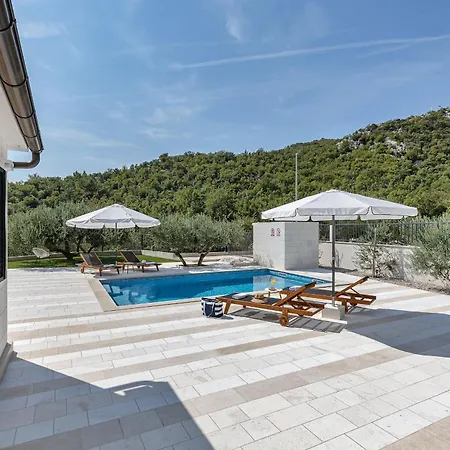 Maslina Ferienanlage Moja Stina Holiday home *